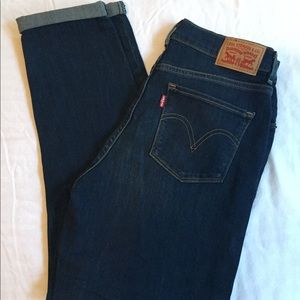 Levi ankle jeans